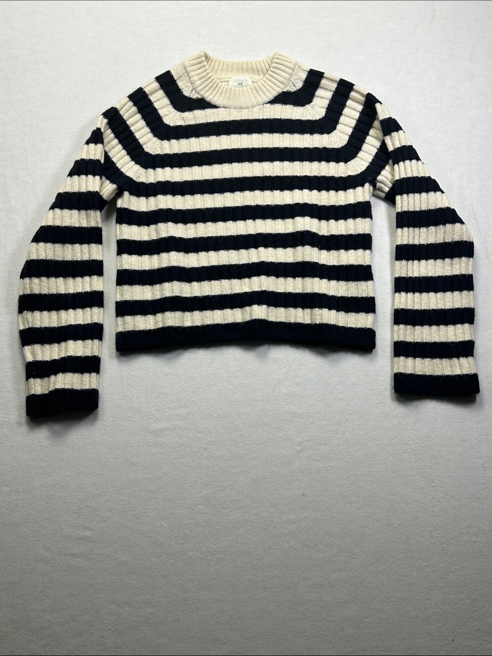 H&M Black and Cream Striped Ribbed Crewneck Sweater